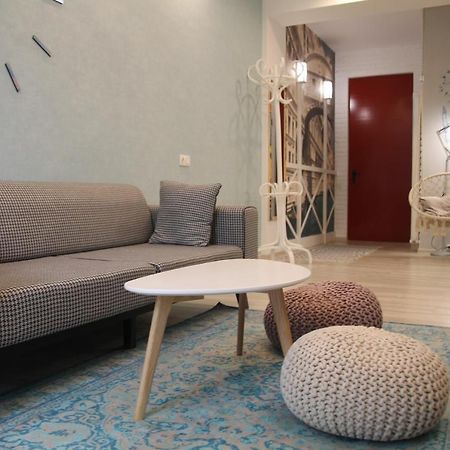 טביליסי Cozy Apartment In Vake מראה חיצוני תמונה