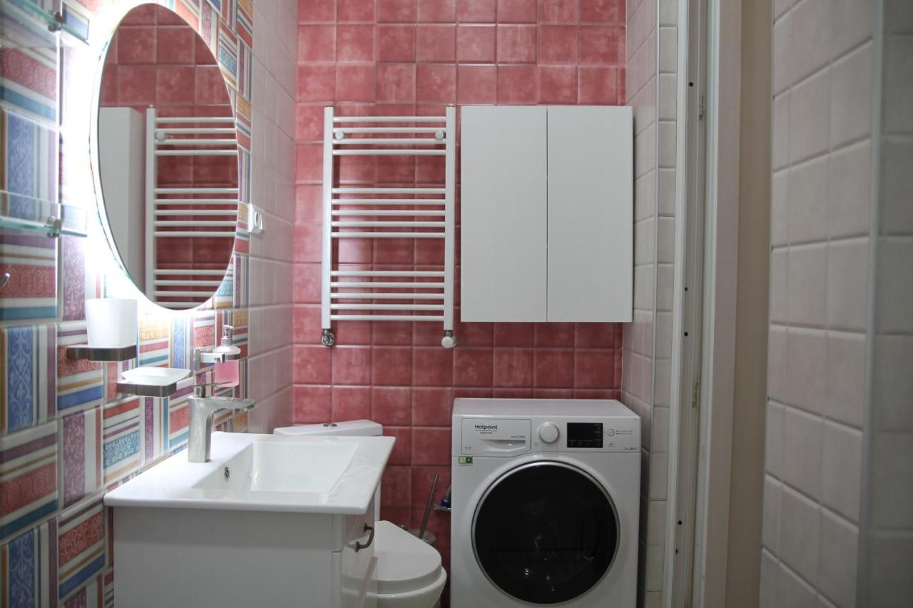 טביליסי Cozy Apartment In Vake מראה חיצוני תמונה