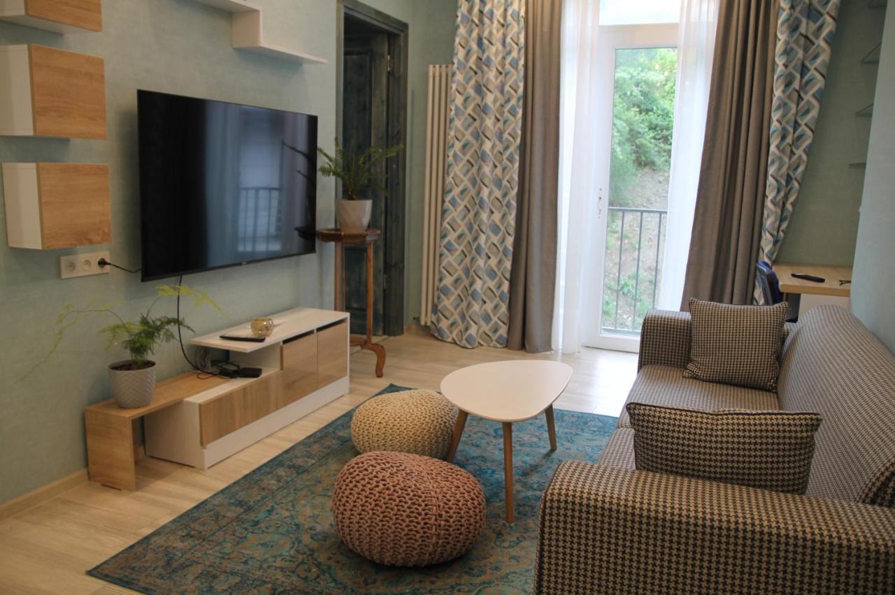 טביליסי Cozy Apartment In Vake מראה חיצוני תמונה